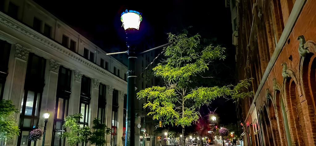 syracuse ny street light